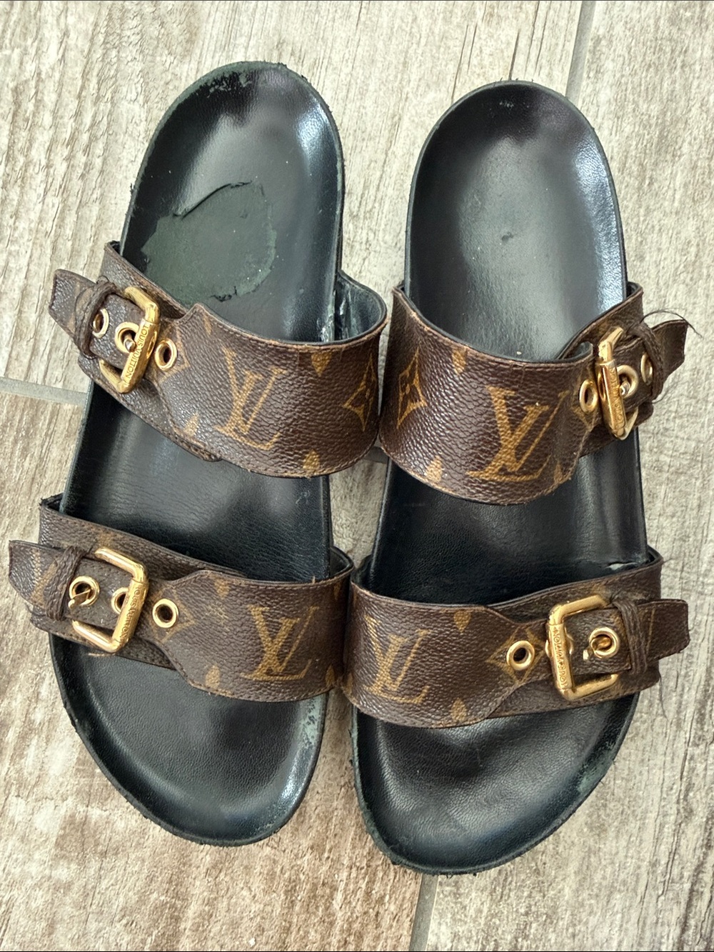 ORIGINAL Boom Dia Louis Vuitton Monogram Buckle Slides in Brown and Black